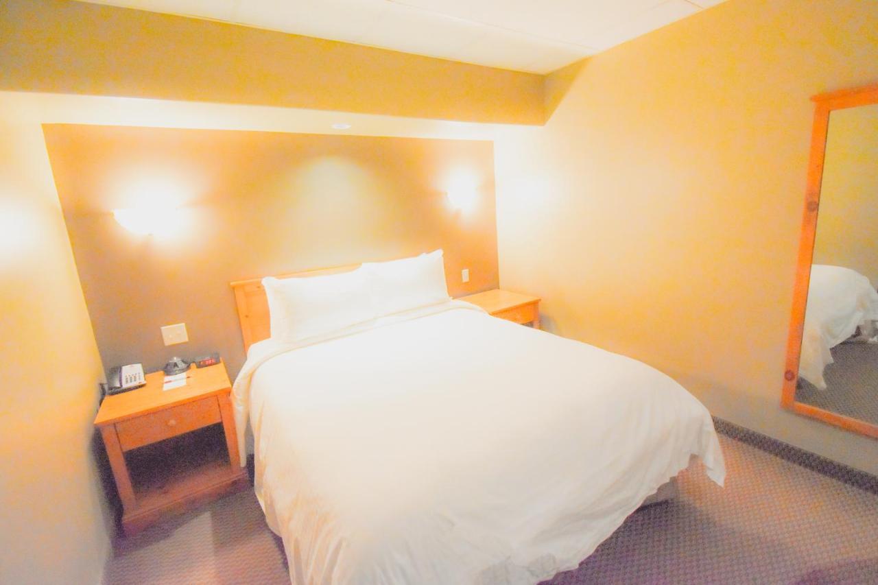 Canad Destination Centre Hotel